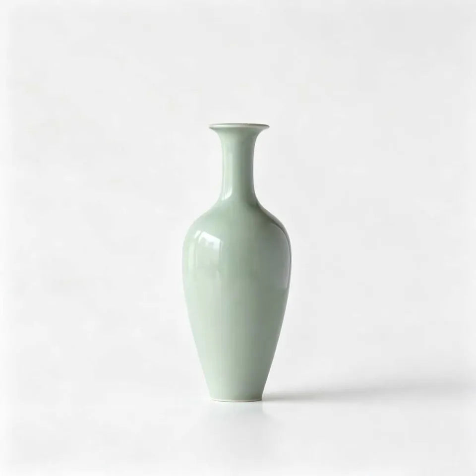 willow-leaf-shaped vase